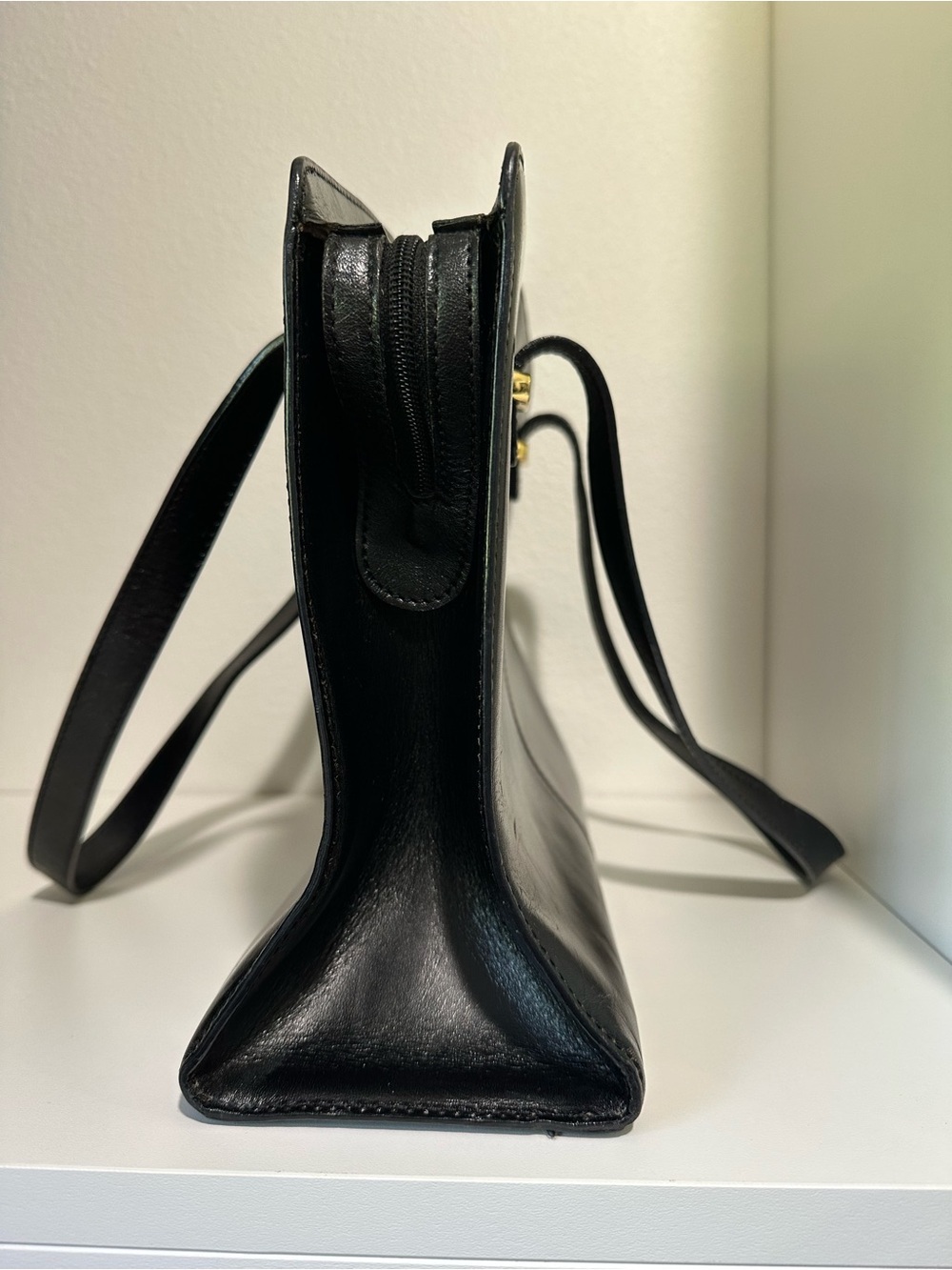 Bally Black Leather Shoulder Bag with Gold Logo Vintage leather made in Italy - Picture 3 of 9